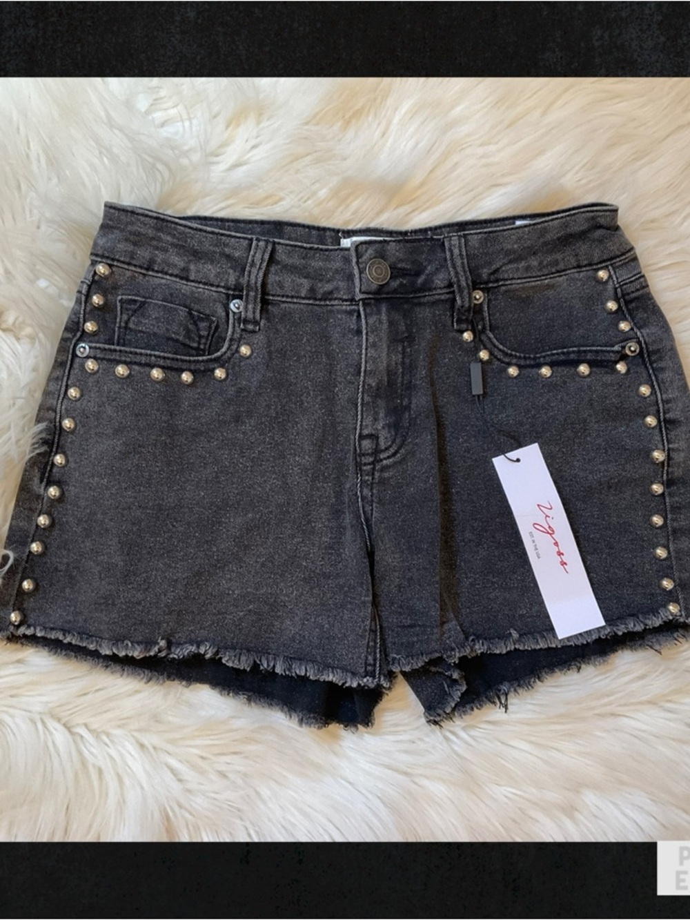 Vigoss Studded Denim Shorts - NWT - Size 0 / 24 - Washed Black